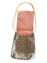Load image into Gallery viewer, Louis Vuitton Musette Salsa bag