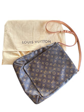 Load image into Gallery viewer, Louis Vuitton Musette Salsa bag