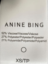 Load image into Gallery viewer, Anine Bing kjóll (XS)