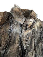 Load image into Gallery viewer, Vintage pels (OS)