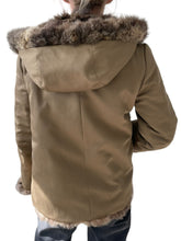 Load image into Gallery viewer, Vintage reversible pels (M)