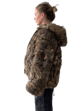 Load image into Gallery viewer, Vintage reversible pels (M)