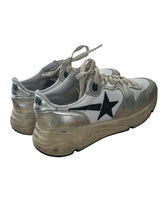 Load image into Gallery viewer, Golden Goose sneakers (39)