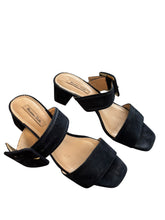 Load image into Gallery viewer, Massimo Dutti suede sandals (36)
