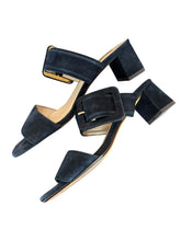 Load image into Gallery viewer, Massimo Dutti suede sandals (36)
