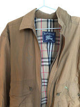 Load image into Gallery viewer, Burberry 90’s bomber (M)
