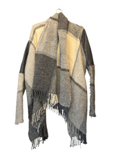 Load image into Gallery viewer, Aftur ullar slá (OS)
