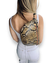 Load image into Gallery viewer, Clare V. grande fanny pack
