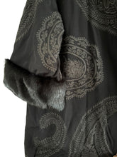 Load image into Gallery viewer, Gustav Denmark kimono (M)
