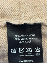 Load image into Gallery viewer, Bahns alpaca merino peysa (M)

