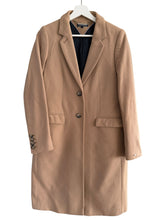 Load image into Gallery viewer, Tommy Hilfiger ullar-blanda kápa (S)

