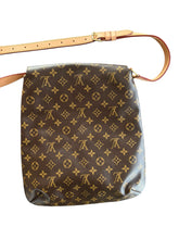 Load image into Gallery viewer, Louis Vuitton Musette Salsa bag
