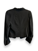 Load image into Gallery viewer, Ann Demeulemeester ullar silki cropped blazer (36)
