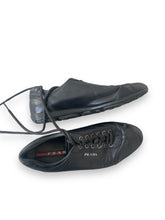 Load image into Gallery viewer, Prada Leather Shoes (37)
