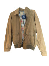 Load image into Gallery viewer, Burberry 90’s bomber (M)
