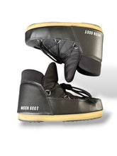 Load image into Gallery viewer, Moon Boot (37/38)
