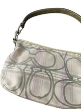 Load image into Gallery viewer, Coach shoulder bag purse
