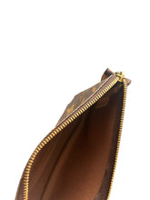 Load image into Gallery viewer, Louis Vuitton Mini Pochette bag
