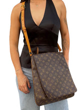 Load image into Gallery viewer, Louis Vuitton Musette Salsa bag
