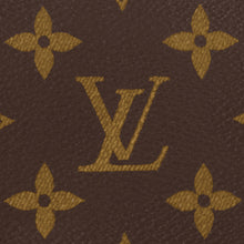 Load image into Gallery viewer, Louis Vuitton Mini Pochette bag
