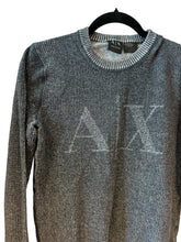 Load image into Gallery viewer, Armani Exchange crewneck peysa (S)
