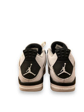Load image into Gallery viewer, Air Jordan 4 retro (38)
