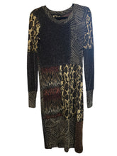 Load image into Gallery viewer, Aftur kjóll (M)
