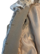 Load image into Gallery viewer, Vintage kanínu vesti (S)
