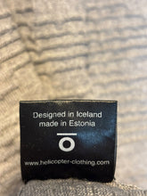 Load image into Gallery viewer, Bahns síð merino peysa (M)

