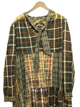 Load image into Gallery viewer, Aftur skyrtukjóll (L)
