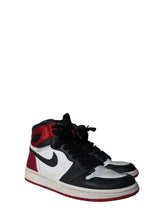 Load image into Gallery viewer, Nike Air Jordan 1 (39)
