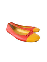 Load image into Gallery viewer, Prada leather ballet flats (38.5)
