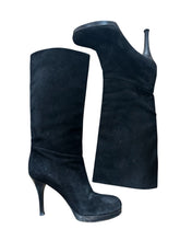 Load image into Gallery viewer, Balenciaga suede boots (36)
