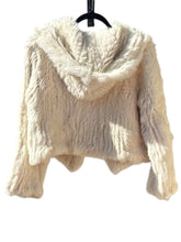 Load image into Gallery viewer, Vintage pels með hettu S/M
