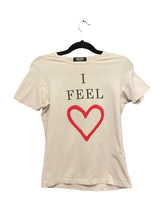 Load image into Gallery viewer, Moschino I Feel &lt;3 t-shirt
