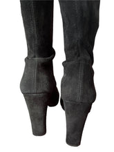 Load image into Gallery viewer, stuart weitzman highland thigh high boots
